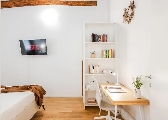 Storia Bolognese, Residenza Alte Mura Apartment *