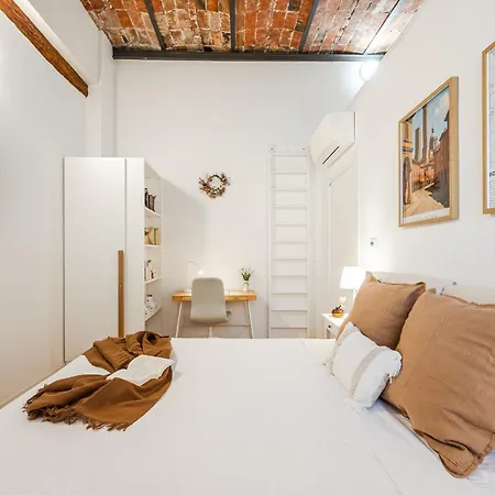 Storia Bolognese, Residenza Alte Mura * Bolonya