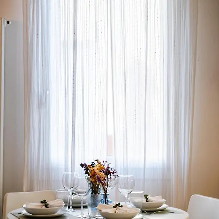 Storia Bolognese, Residenza Alte Mura