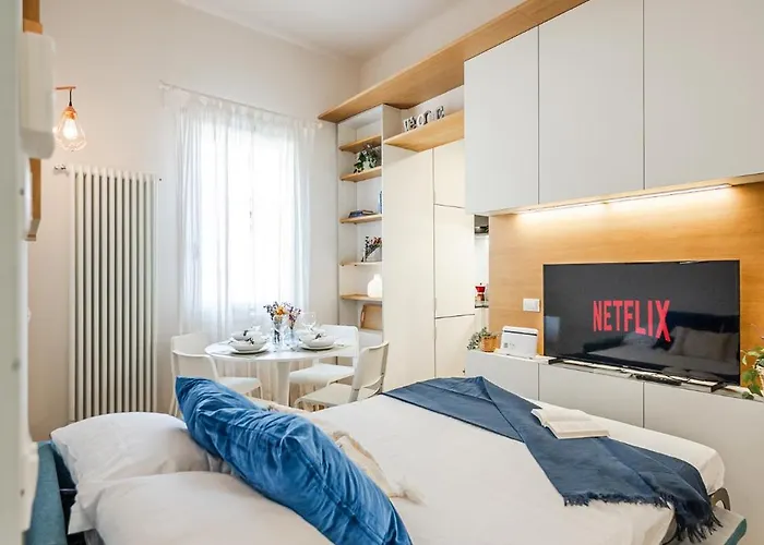 Storia Bolognese, Residenza Alte Mura *