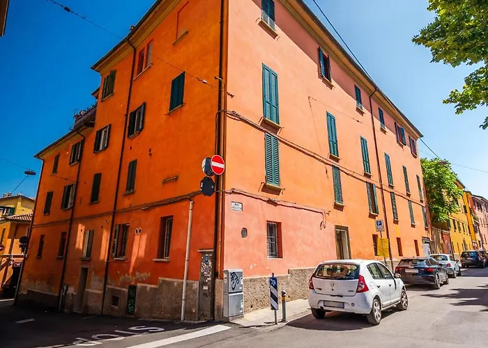 Storia Bolognese, Residenza Alte Mura *