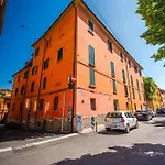 Storia Bolognese, Residenza Alte Mura *