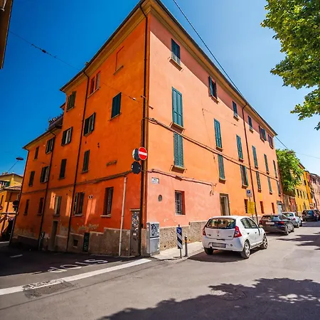 Storia Bolognese, Residenza Alte Mura *